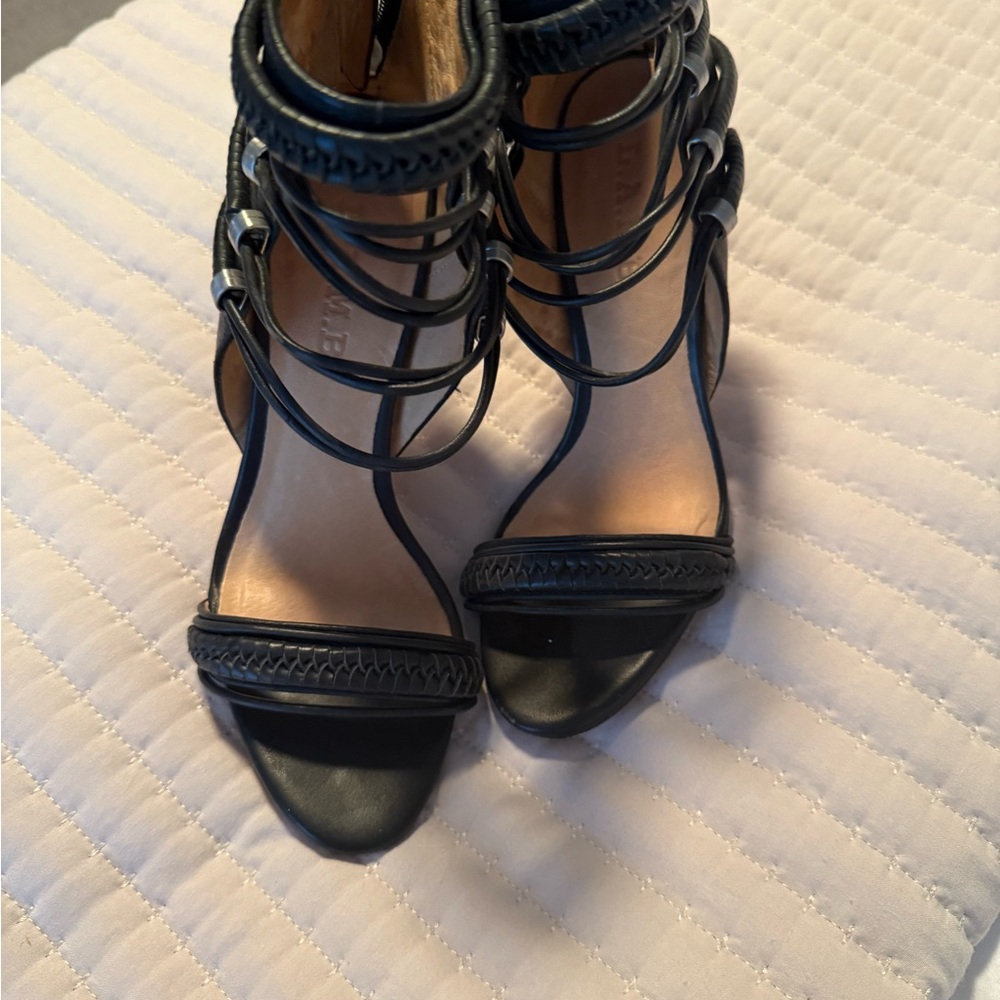 Elegant Black Strappy Women's Sandals